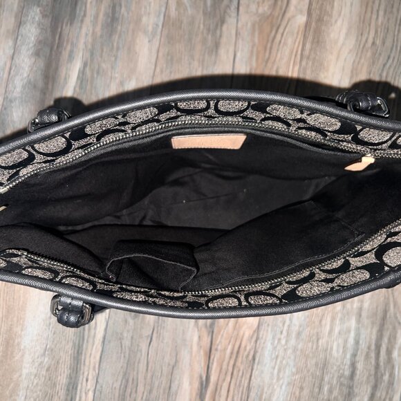 COACH Peyton Signature Canvas and Leather Large Tote - Picture 5 of 5